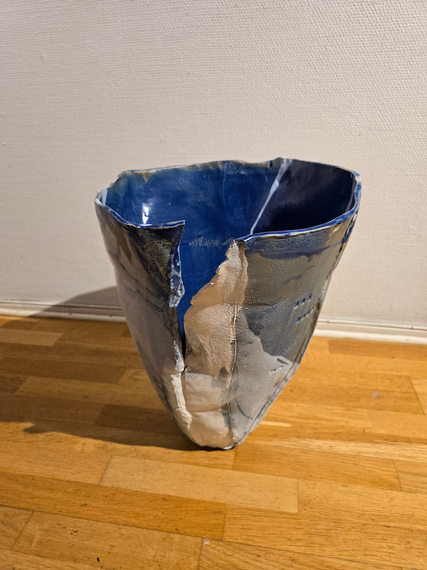 Hanna Hagström-Ohlén, Ceramic sculpture, 45 x 40 cm